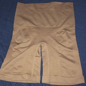 Marilyn Monroe intimates shaper short XL